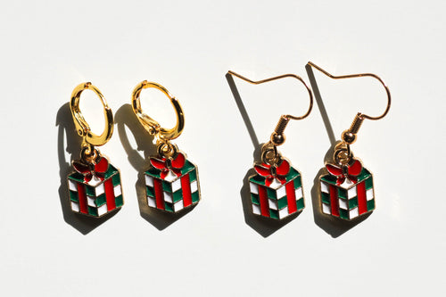 holiday gift christmas present earrings