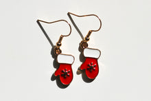 Load image into Gallery viewer, Holiday Mitten Earrings
